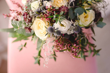 黄玫瑰之约 浪漫花卉的市场营销摄影艺术